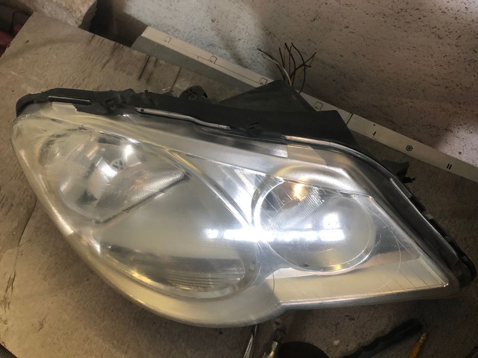 Faruri fata vw Polo 9n 2005