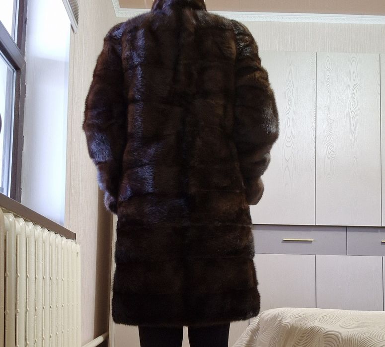 Продам натуральная шуба трансформер