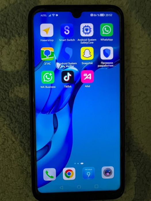 Продам телефон HUAWEI P30 lite