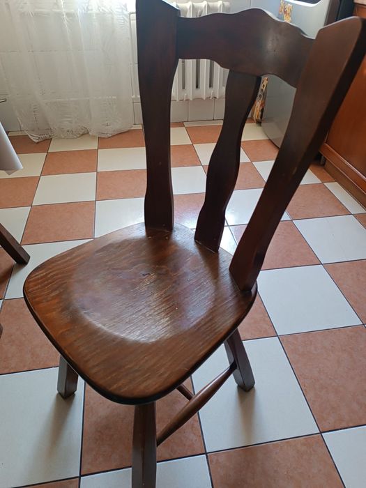 Деревянные стулья 6шт