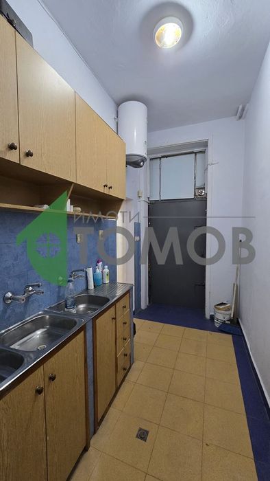 Дава се под наем Офис в Стара Загора, Център - 52 кв.м за 398.82 € - Снимка #7