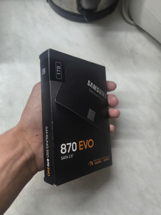 SSD 870EVO 1tb model: MZ-77E1TOB(неотваряно)