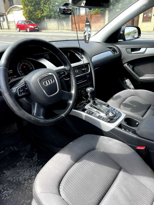 Audi A4 B8, 2011, 2.0 TDI 143 CP, Negru