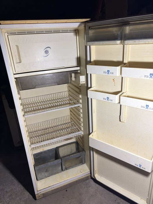 продам 2 Холодильника Beko