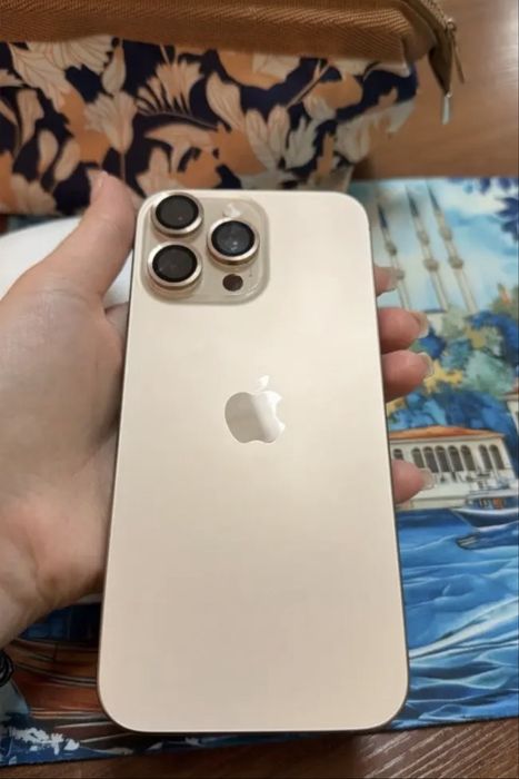 Продам iphone 16 pro max