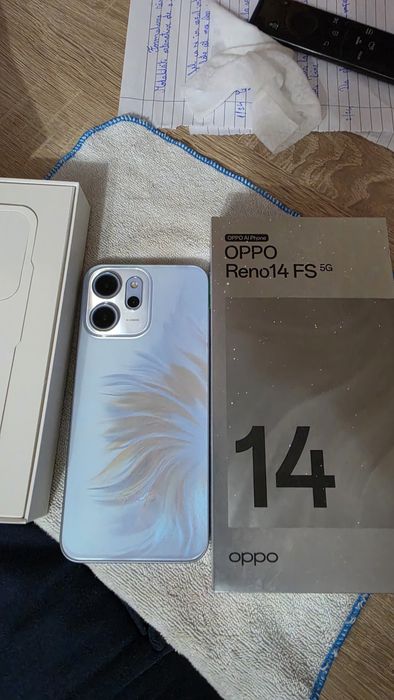 se vinde oppo reno 14 pro