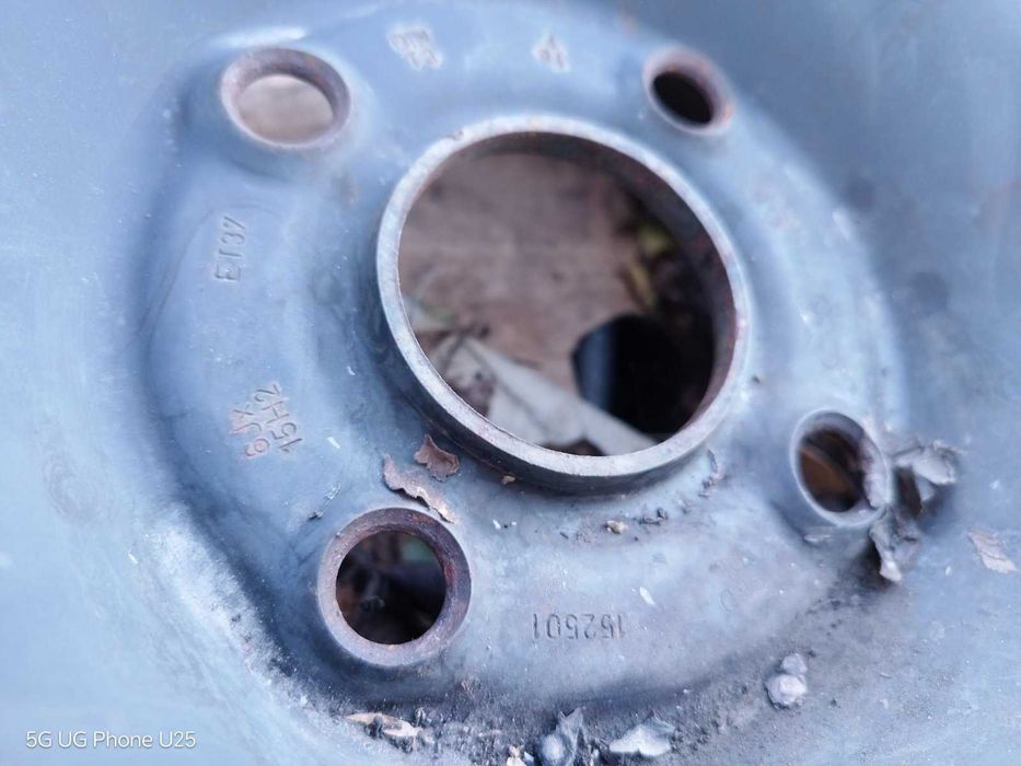 195/65/15 желязни 15 цола джанти за ауди 4 броя общо 40 лева от място