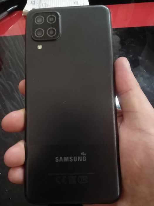 Samsung A12 black 64 xotira 4 ram