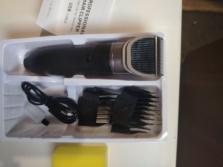 Машинка для стрижки волос