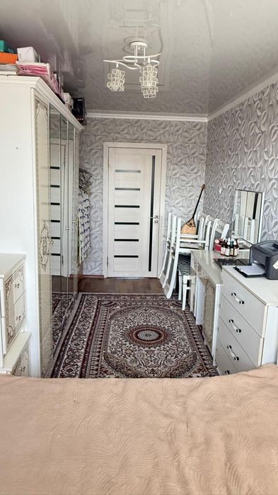 Продам квартиру мкр Каратау 8