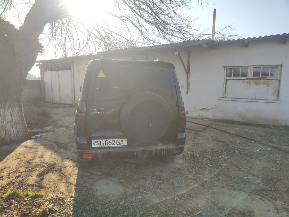 Уаз патриот сотилади