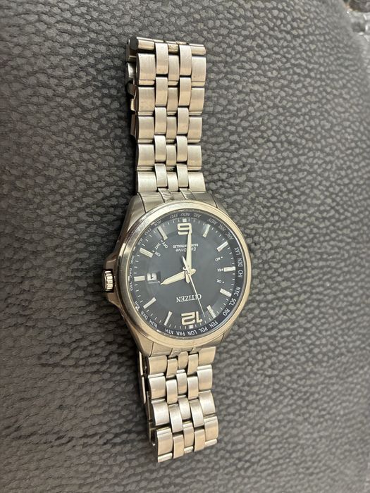 Ceas Citizen Elegant Eco-Drive Radio Controlled CB0010-88L