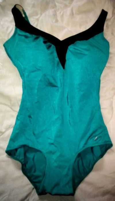 Costum de baie LA PERLA , model foarte frumos