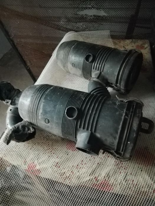 Кутии за въздушен филтър за Renault fuego