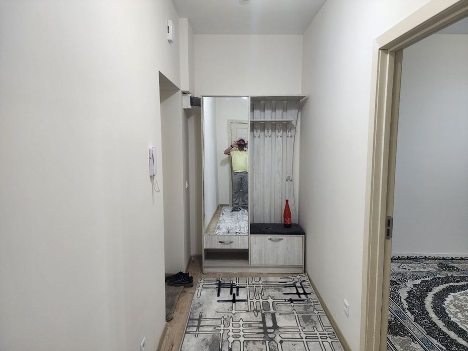 1 kishiga Sheriklikka kvartira bor