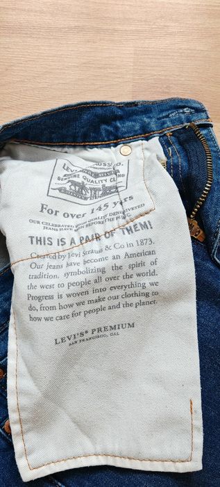 Blugi Levi's pentru bărbați