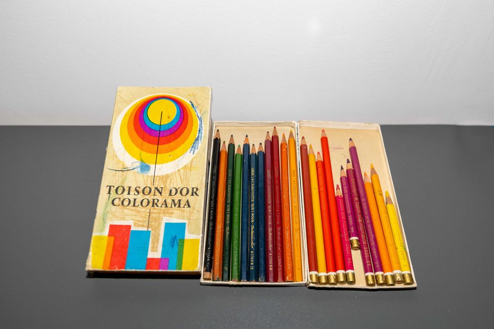 Лот ретро моливи COLORAMA