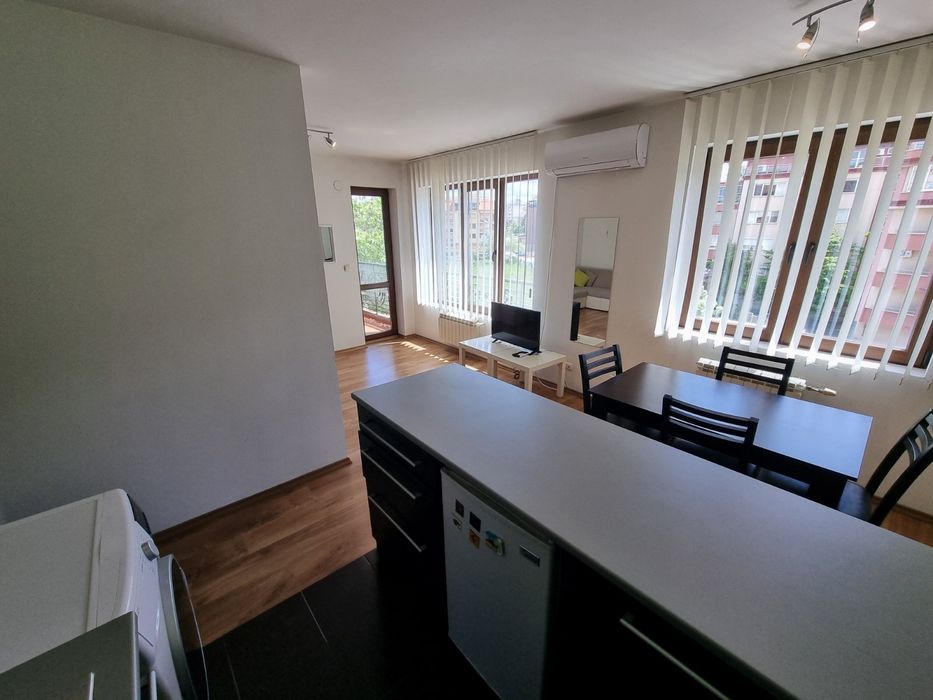 Дава се под наем Двустаен апартамент в София, Младост 1 - 60 кв.м за 510 € - Снимка #1