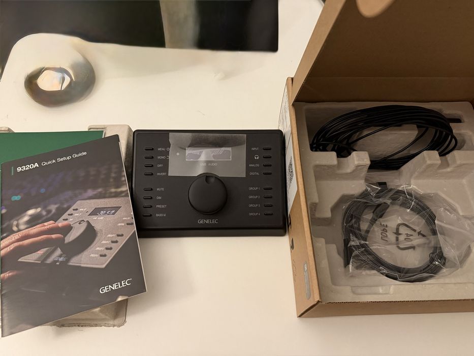 Interfata audio Genelec 9320A SAM™ Reference Controller