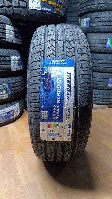 235/60R18 FARROAD