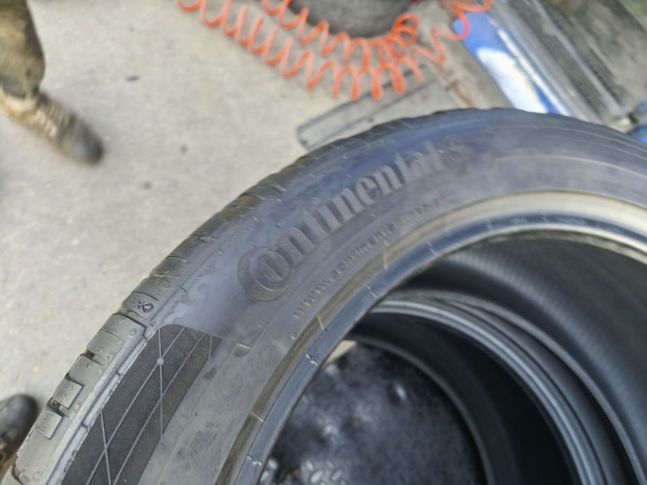 295-40-R22  Continental