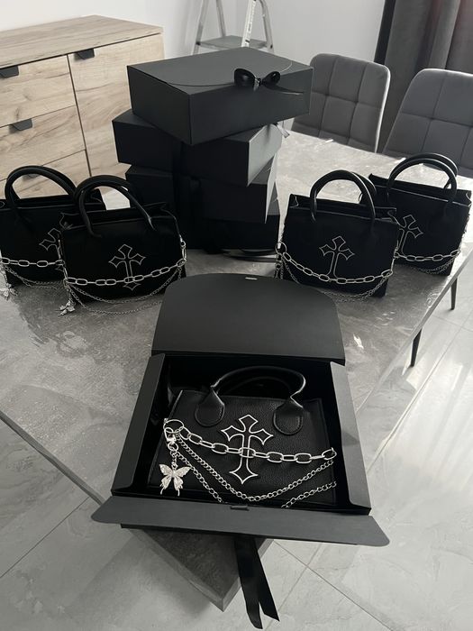 gentuțe gothice