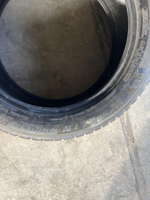Michelin PilotAlpin SUV 305/40/20 275/45/20