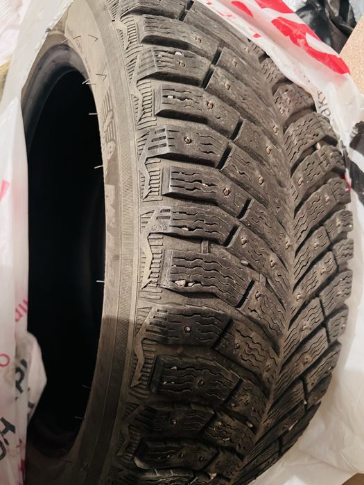 Продам шины MICHELIN R18