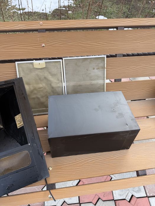 Продам вытяжку  .