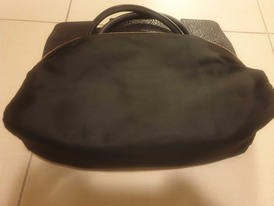 Luis Vuitton poşetă model  Volupte Psyche limited edition.