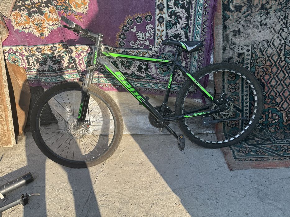 Велосипед,без камеры