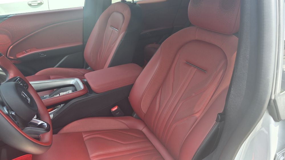 Zeekr 007gt сотилади