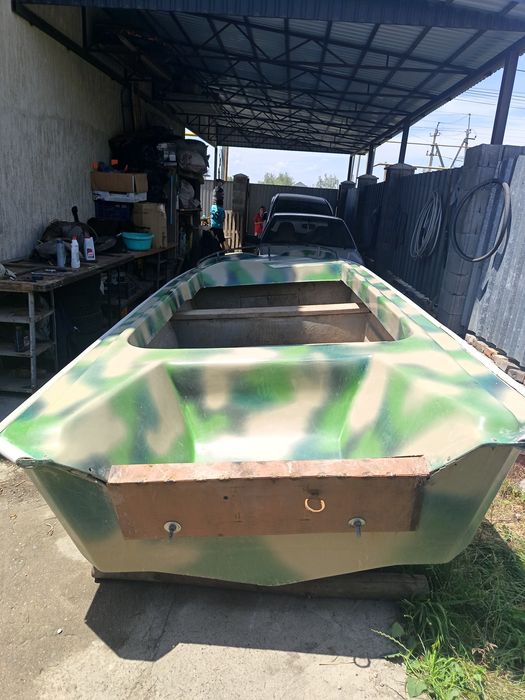 Продаётся лодка на ходу