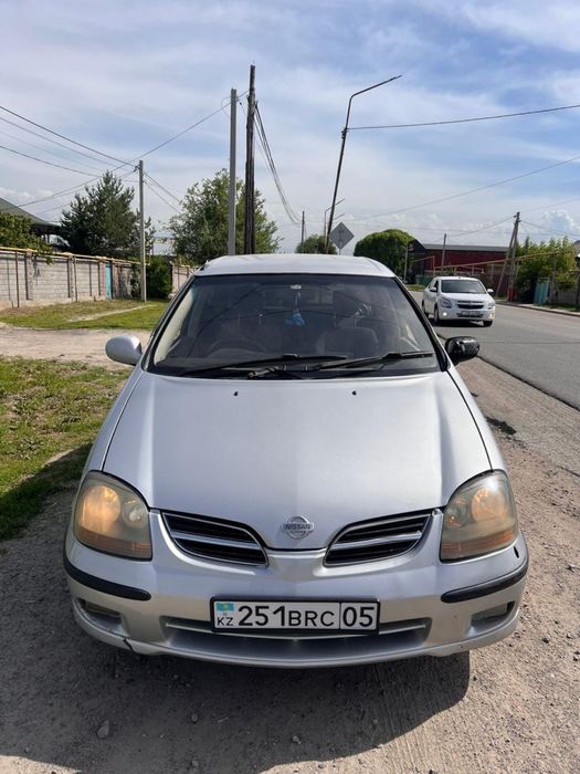 Продам авто ниссан