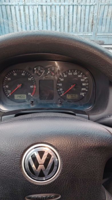 Vând golf 4 break an2002