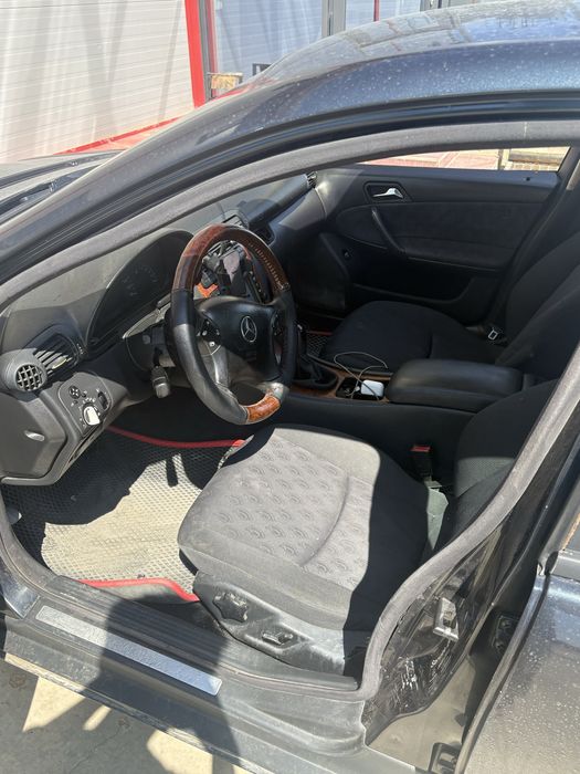 Mercedes benz c180 w203 сатуга