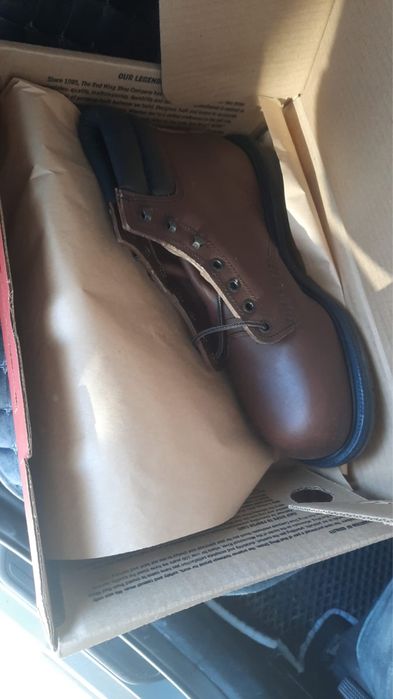 Продам спец ботинки Red Wings 41 размер