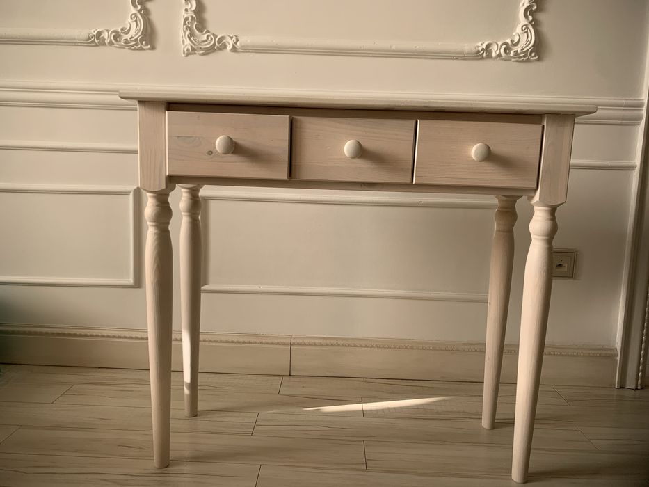 Туалетный стол из осины