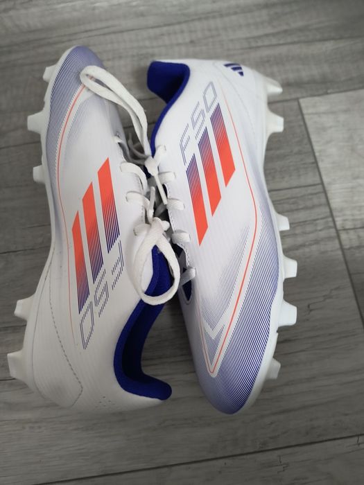 Crampoane Adidas F50 alb