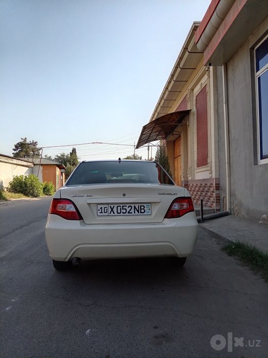 Srochni sotiladi