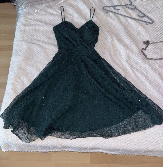 Официална нова рокля