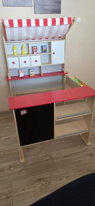 Детски дървен магазин