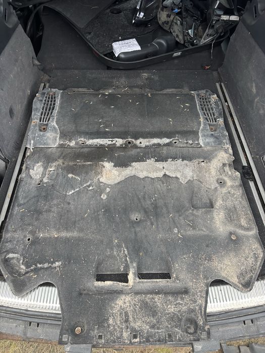 кора/кори под мотора на audi a6 c7
