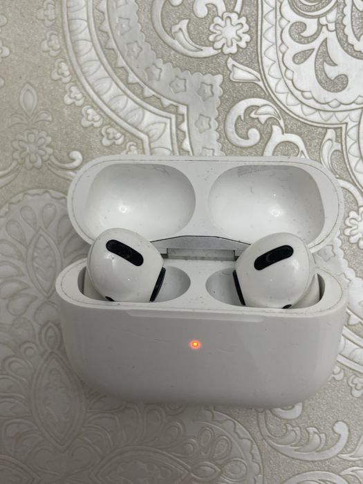 Airpods pro (1 поколений)