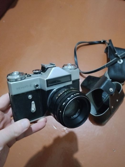 Фотоаппарат Зенит-Е в отличном состоянии