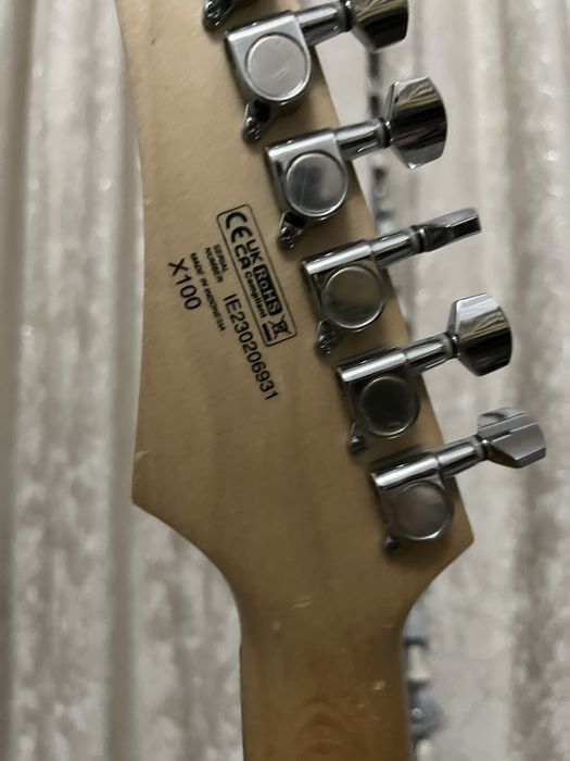 Электрогитара Cort X100 H-H