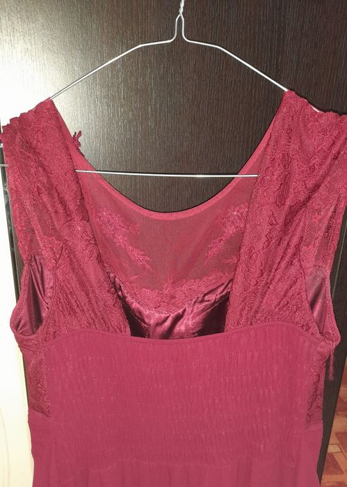 Rochie midi vișinie