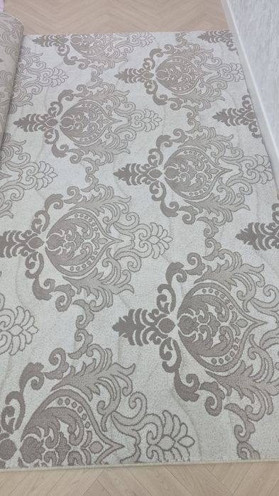 Продам ковер в отличном состоянии.