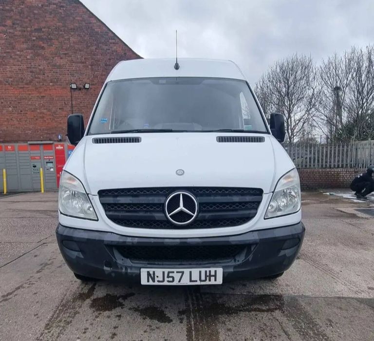 Mercedes sprinter.  Engin 646 на части само