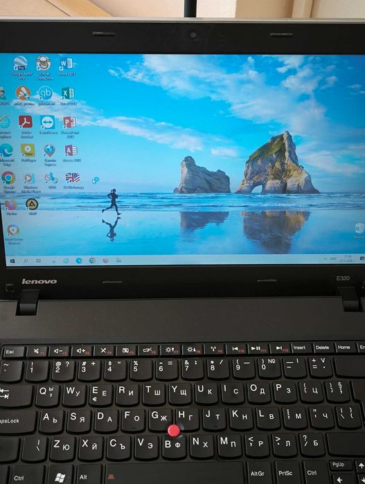 Продавам Lenovo ThinkPad Edge E320 работещ